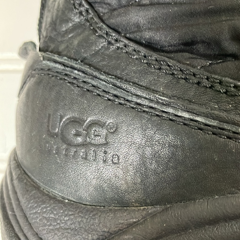 Ugg Australia Women's Quilted Snowpeak Mid Calf Winter Waterproof Boots - Picture 7 of 15